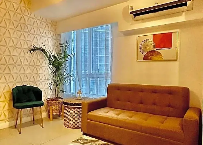 Two Bedroom Loft Bgc By Christine Ph Hotel 3*
