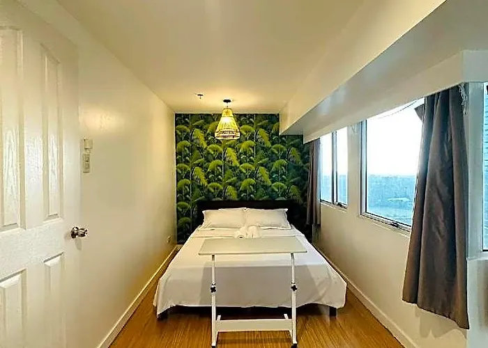 Hotel Two Bedroom Loft Bgc By Christine Ph 3*